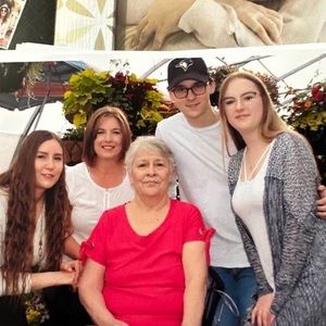 Meet your Posher, Cherise